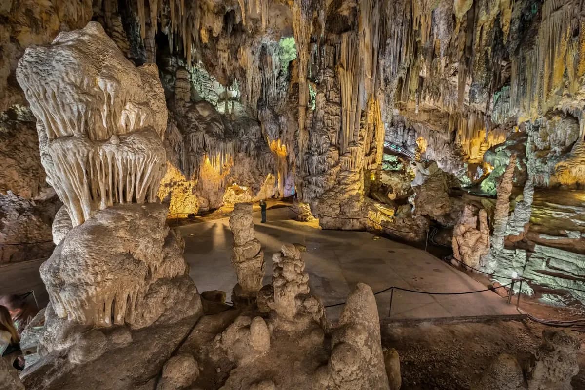 Fundación Cueva de Nerja